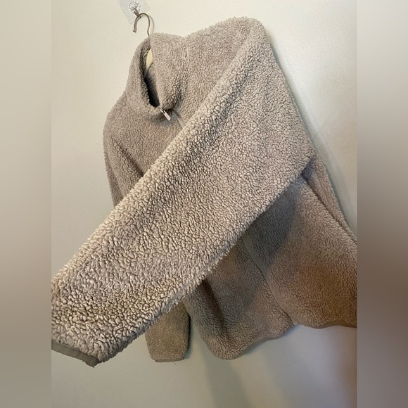 Victoria’s Secret Jacket Pink Gorpcore Cozycore Sherpa Zip-Up Deep Pile Teddy M - Picture 7 of 11